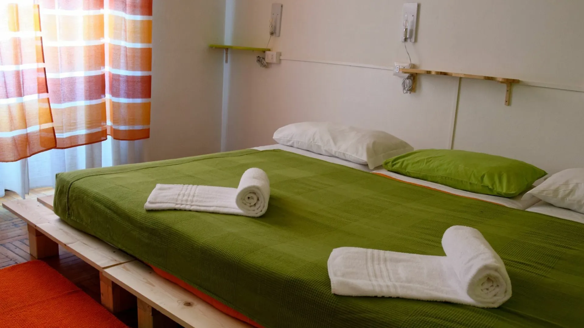*** Guest house Innperfect Room Duomo Milan Italy